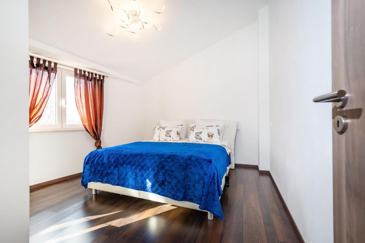 Holiday House With A Parking Space Nin, Zadar - 18143 Εξωτερικό φωτογραφία