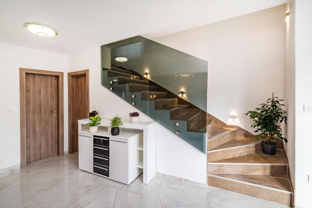 Holiday House With A Parking Space Nin, Zadar - 18143 Εξωτερικό φωτογραφία